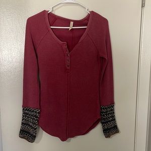 FREE PEOPLE long sleeve size Small color plum